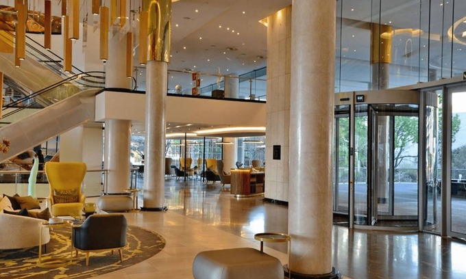 Greater Johannesburg Metropolitan Area Apartamento | Experience Elegance & Comfort – Stay at Sandton Hotel’s Premier Studio