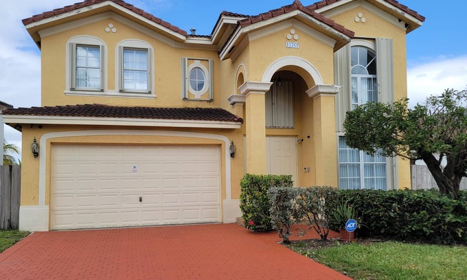 Princeton Casa | Homestead Miami Speedway en casa