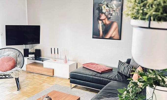 Elz Apartamento | ¡Experimente Limburg de cerca! 90m², estacionamiento, jardín