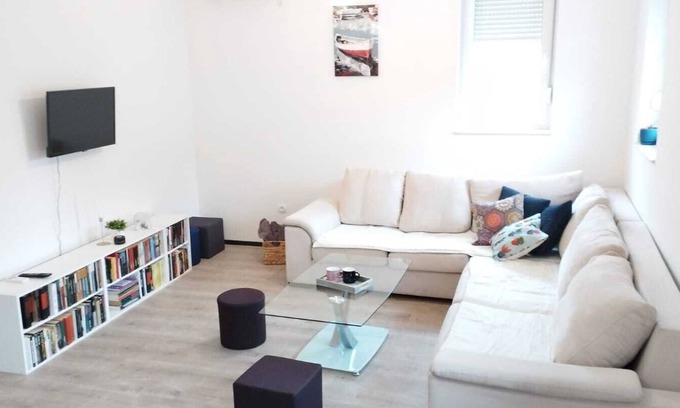 Ljubuski Apartamento | Experience Ljubuski living in our apartment in the heart of the city.