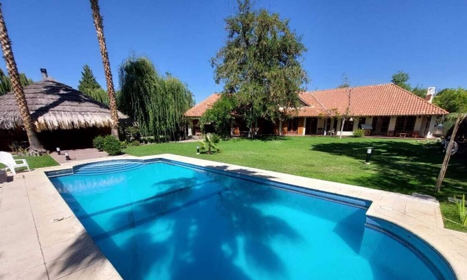 Chacras de Coria Villa | Casa "Las palmeras" en Chacras de coria, Mendoza.