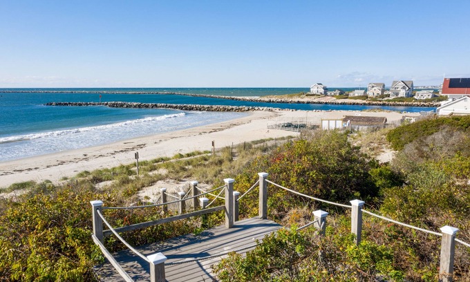 Jerusalem Casa | Experience Paradise! Stunning Beachfront Home, Your Ultimate Coastal Retreat!