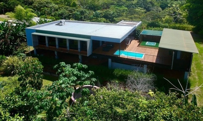 Quebrada La Gamba Casa | Experience Pavones in our 4-bed luxury house with an ocean view and sunsets