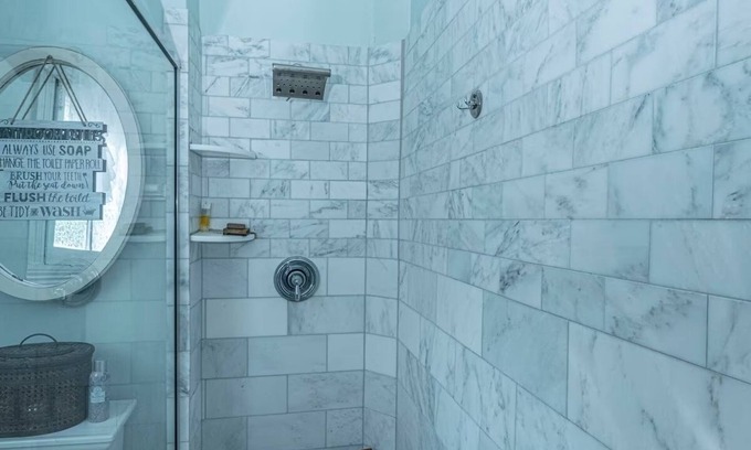 Harleston Village Condominio | Experience the Heartbeat of Charleston on Queen Street