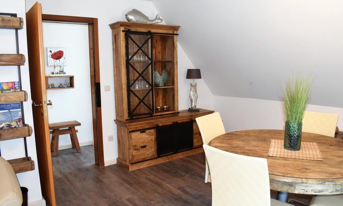 Risum-Lindholm Apartamento | Experience Tranquility at Ferienwohnung Vadders Hof in Risum-Lindholm!