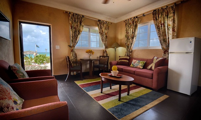 Old Bight Villa | La experiencia de villas junto al mar tranquilo, aislado y elegantes Rollezz