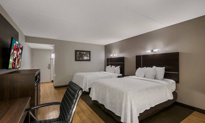 Ashley Oaks Hotel | Experience Value Stay Room w/ Complimentary Breakfast | Free Parking