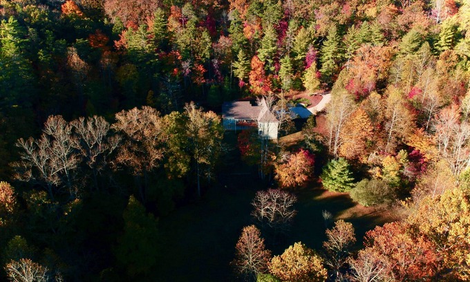 Dahlonega Casa | Hermosa casa de montaña histórico Yahoola Creek y Cherokee National Forest