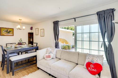 Westminster Apartamento | Explore SoCal! Cozy Retreat Near Disney and Beaches