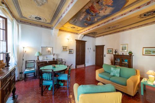 Castel Vittorio Apartamento | Exploring Liguria! Castelvittorio Apartments
