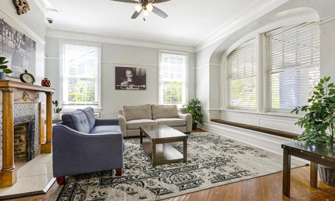 Mid-City Apartamento | Express Rooms Close to City Amenities