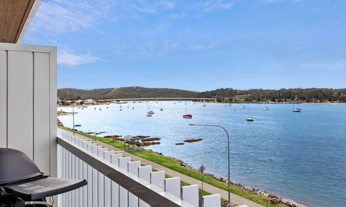 Batemans Bay Apartamento | Exquisite 1-Bed Apartment with Bay Views