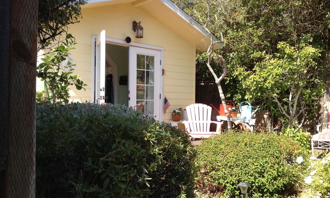 Baywood Park Cabaña | Casa Exquisita, Jardines Privados, Paseo A La Bahía