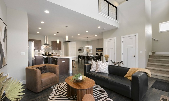 Old Town North Casa | Exquisite Home by Old Town - Steps From Poudre Trl