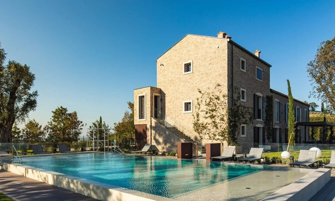 Castel San Pietro Terme Villa | Exquisite luxury villa near Bologna
