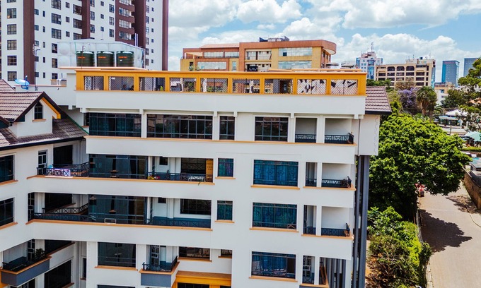 Ngara Apartamento | Exquisite Nairobi Living: Masoor Homes by Edmor Suites