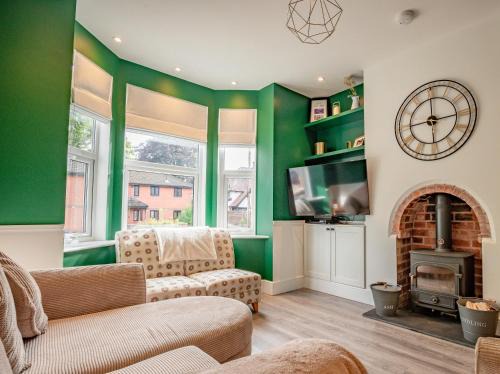 Hereford Casa | Exquisite Renovation in Central Location with Garden and Parking