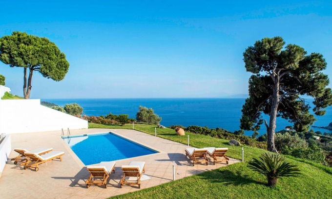Agia Paraskevi Villa | 150 m² Villa ∙ 2 habitaciones ∙ 4 personas