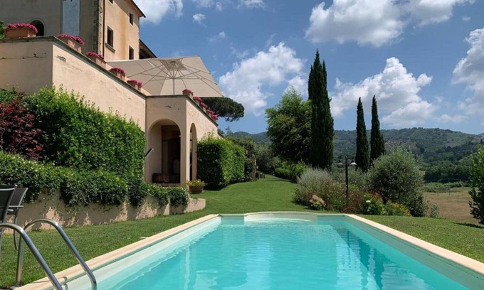 Lamporecchio Villa | Exquisita Villa en Lamporecchio con Piscina Privada