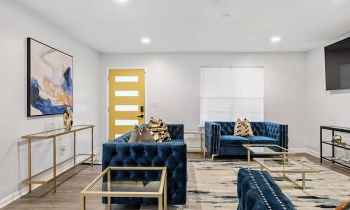 Union City Casa | Exquisite VRBO near Atlanta airport. Let me be your favorite host!!