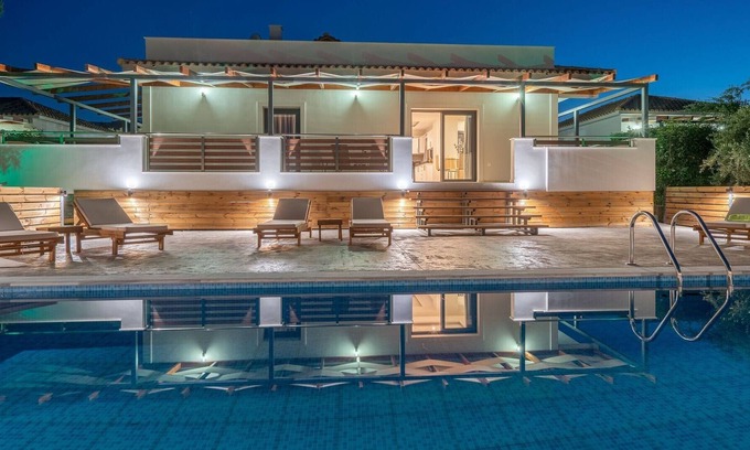 Fiolitis Villa | Natura Verde Villas 4 Bedroom Villa Chloe - Private Pool