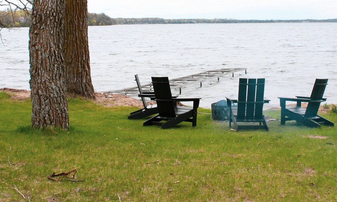 Miltona Cabaña | Exquisitely Refurbished Cottage on Lake Miltona