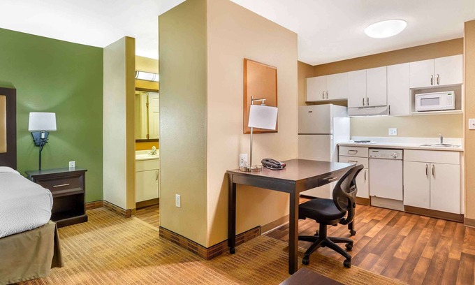 Westborough Hotel | Extended Stay America Suites Boston Westborough Computer Dr