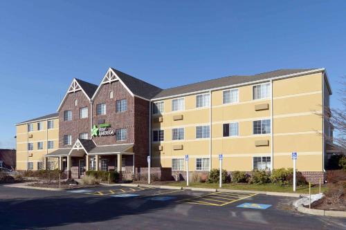 Warwick Hotel | Extended Stay America Select Suites - Providence - Airport