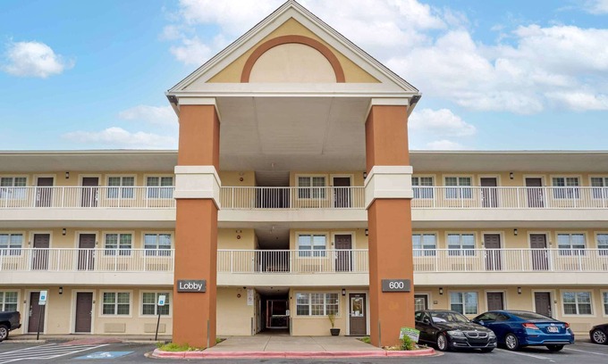 Little Rock Hotel | Extended Stay America Suites Little Rock Financial Centre Pw