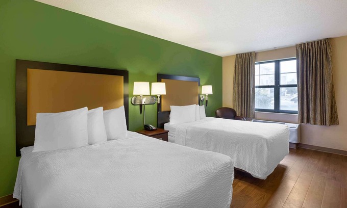 Brooklyn Hotel | Extended Stay America Suites Cleveland Brooklyn