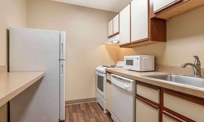 Fairborn Hotel | Extended Stay America Suites Dayton Fairborn