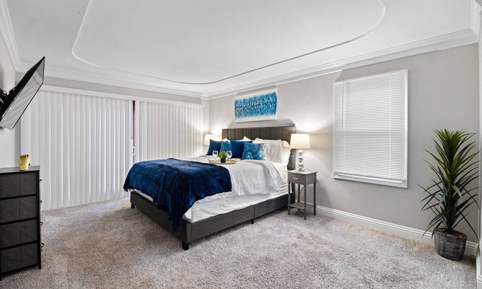 Wasco Casa | Extended Stay - Schaumburg FHS Rental