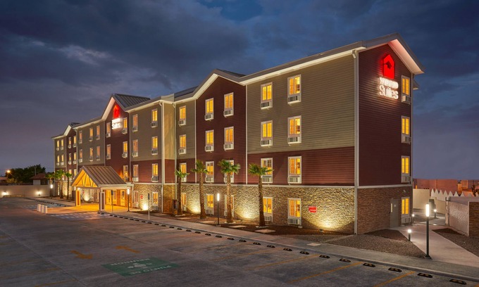 La Joya Apartamento | Extended Suites Tijuana Macroplaza