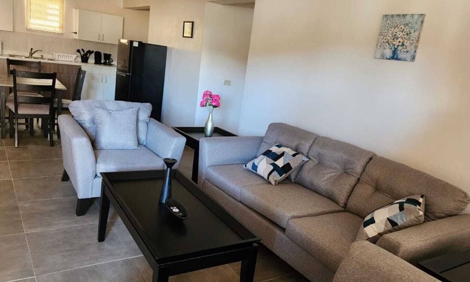 Charlotte Amalie West Apartamento | Extra large apartment for family and friends 5 min from the air port
