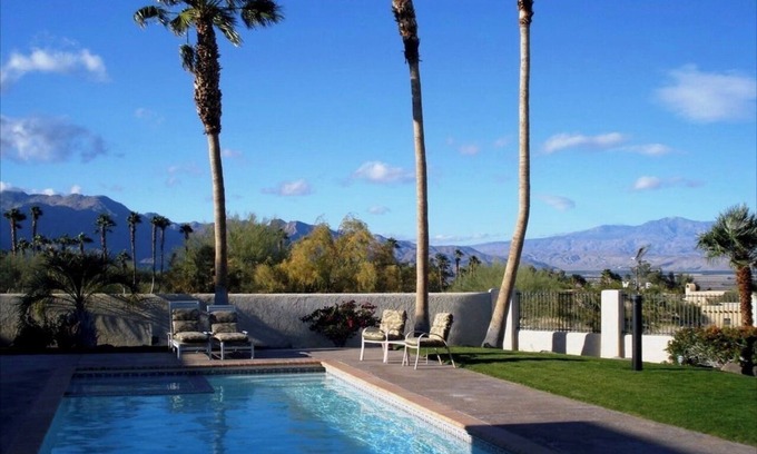 Borrego Springs Casa | NO TE PIERDAS ESTO !! ¡Gran casa con vista panorámica y piscina privada en Ram's Hill!