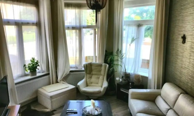 Mapesbury Apartamento | Extremely Spacious 1 Bedroom Flat 5 mins from Willesden Green tube & supermarket