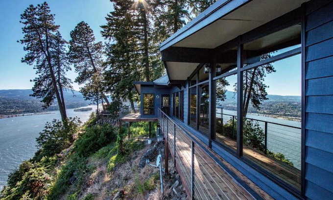 White Salmon Casa | Eye On The Gorge home