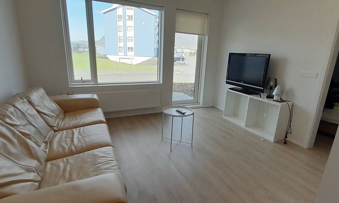Selfoss Apartamento | Eyrakot 1BR-Self-check-in apartment in Selfoss city center.
