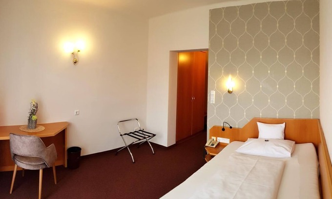 Bad Waltersdorf Casa | EZ Sonnenseite mit Balkon ab 7 Nächtehalbpension - Hotel-restaurant Teuschler-mogg