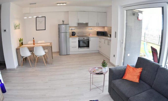 Balatonfuzfo Apartamento | Fűzliget Ezüstnyár