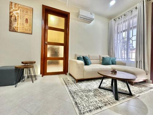 Dar es Salaam Apartamento | F.A.M Homes