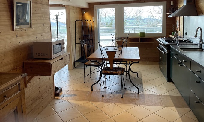 Quintal Apartamento | F1 apartment 10 minutes from the city in the countryside