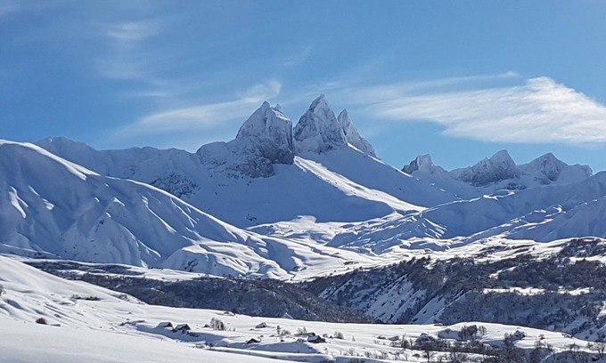 Albiez-Montrond Apartamento | F1 mezzanine 5 people maximum - Bright - View of the Aiguilles d'Arves mountains
