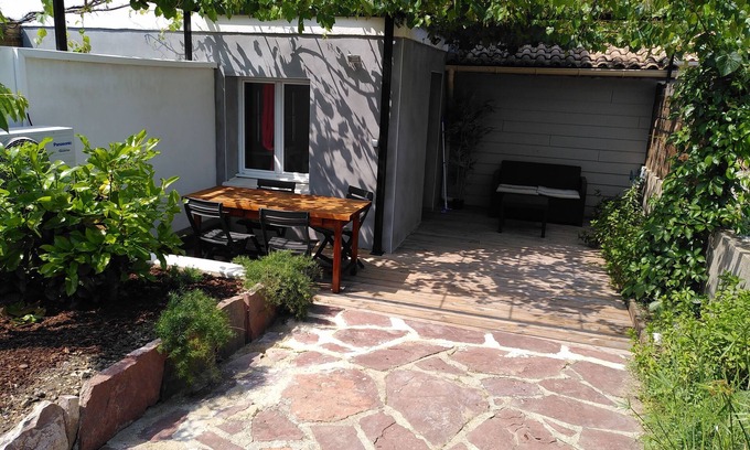 Saint-Jean-de-Vedas Apartamento | F2 Calme, Terrace, Climatisation