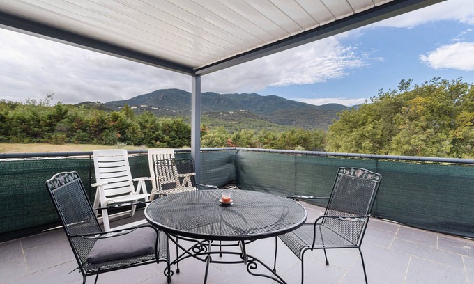 Ceret Cabaña | F2 holiday home in a corner of paradise with private pool and Wi-Fi
