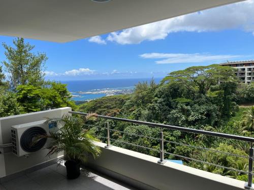 Faaa Apartamento | F2 Pamatai Nest - En hauteur, 10 min du centre ville - AC Wifi Piscine