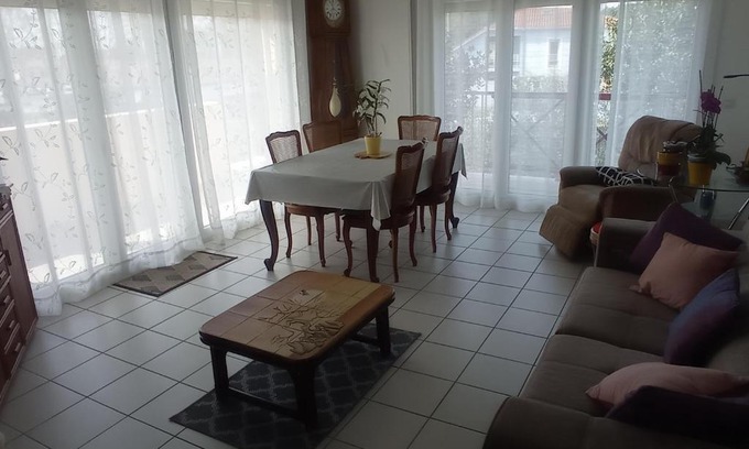 Labenne Apartamento | F3 Centre ville Labenne 1er étage avec balcon