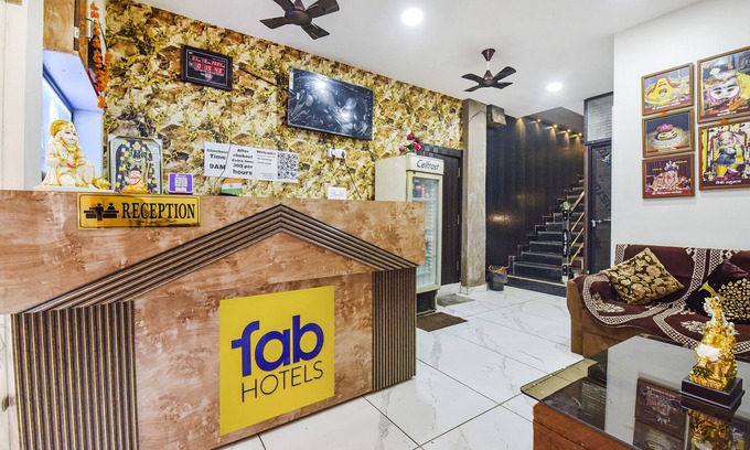Ujjain Hotel | Fabexpress Anandam Palace Guest House