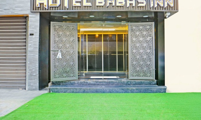 Pitampura Hotel | Fabexpress Baba'S Inn