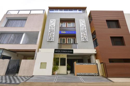Indore Hotel | FabExpress Fusion Stays